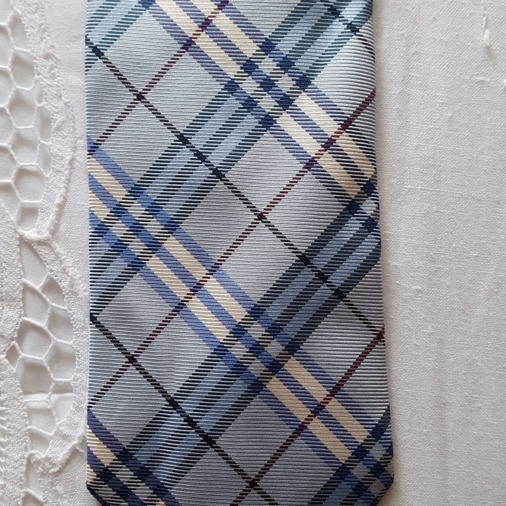 Burberry tie